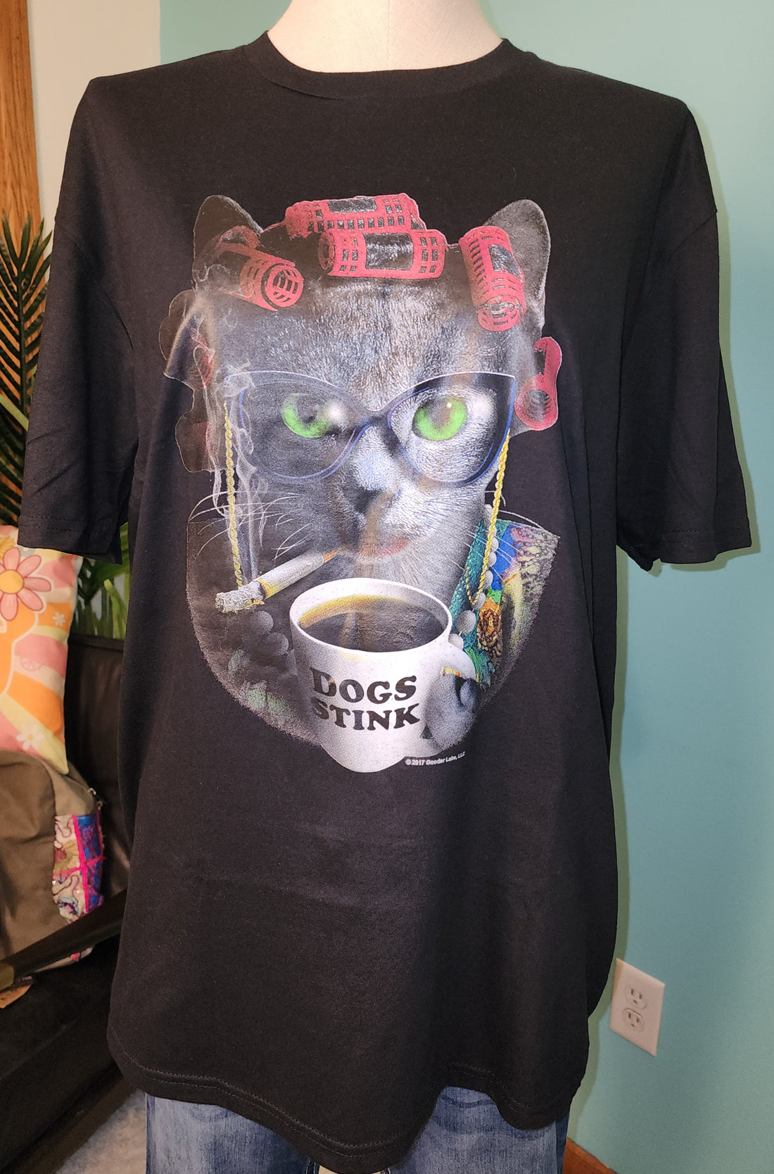 Cat in Curlers T-shirt - Random Hippie