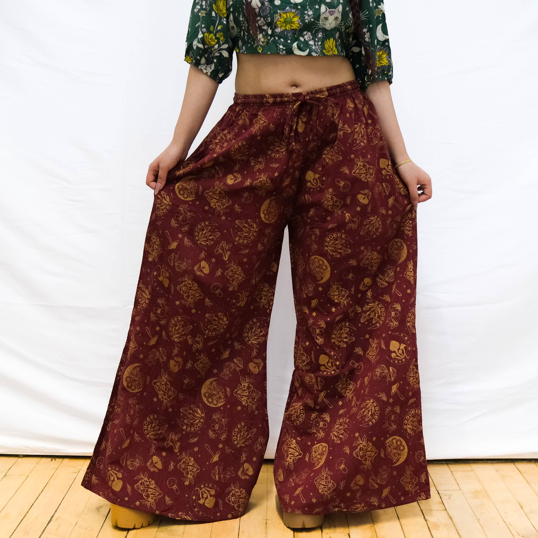 Flowy Mushroom/Celestial Wide Leg Cotton Pants