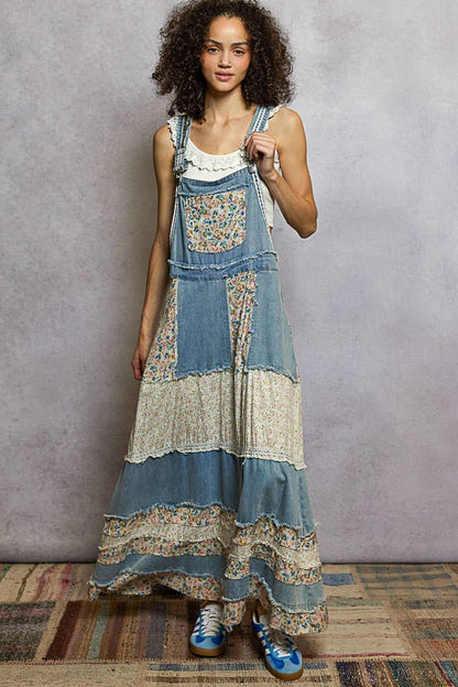 Front Pocket Floral Contrast Dress