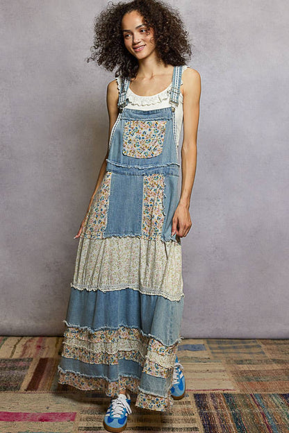 Front Pocket Floral Contrast Dress