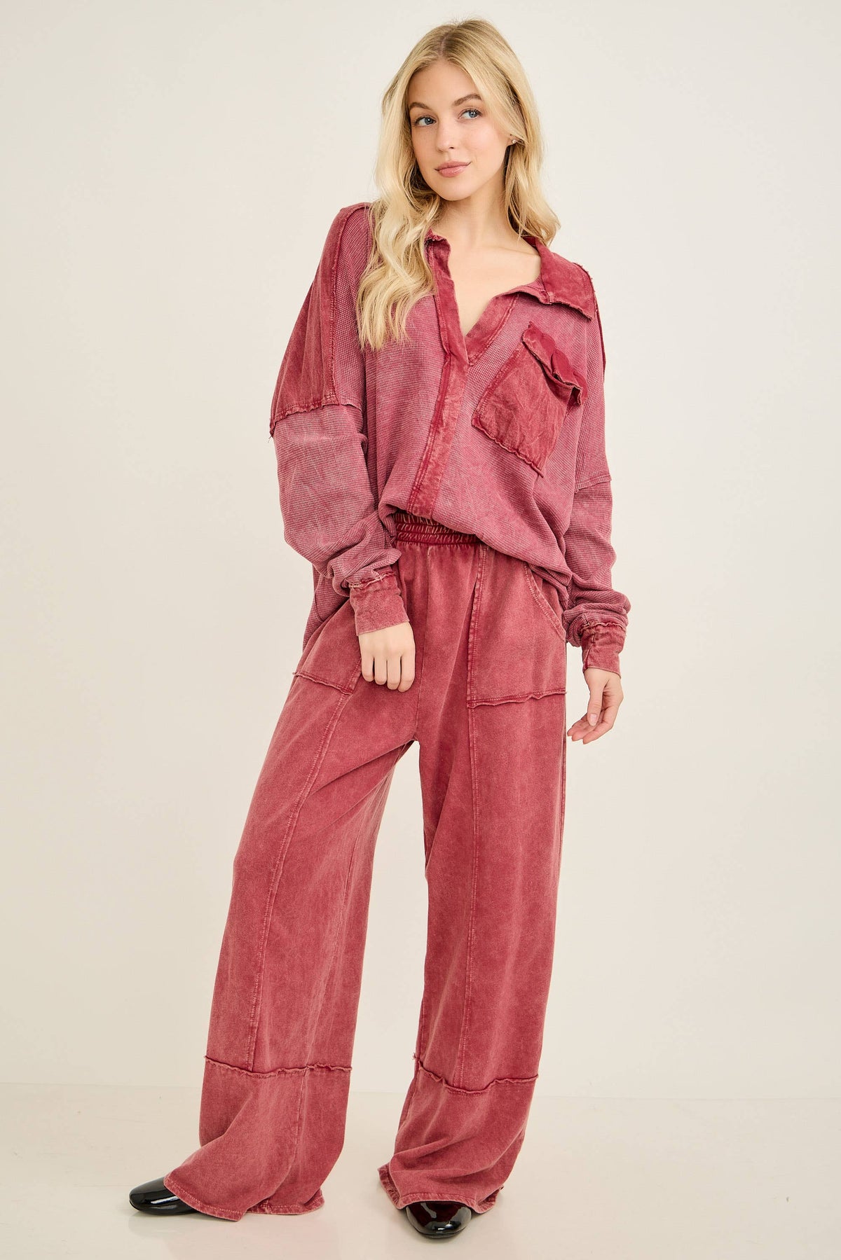 Mineral Wash V neck  Top