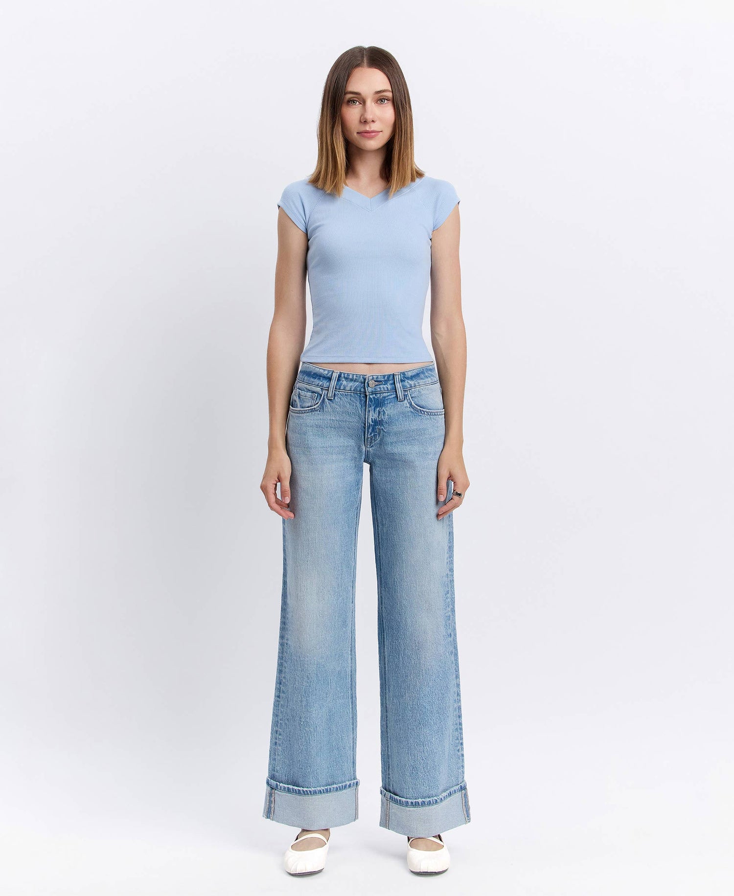 LOW RISE CUFFED BAGGY WIDE JEANS