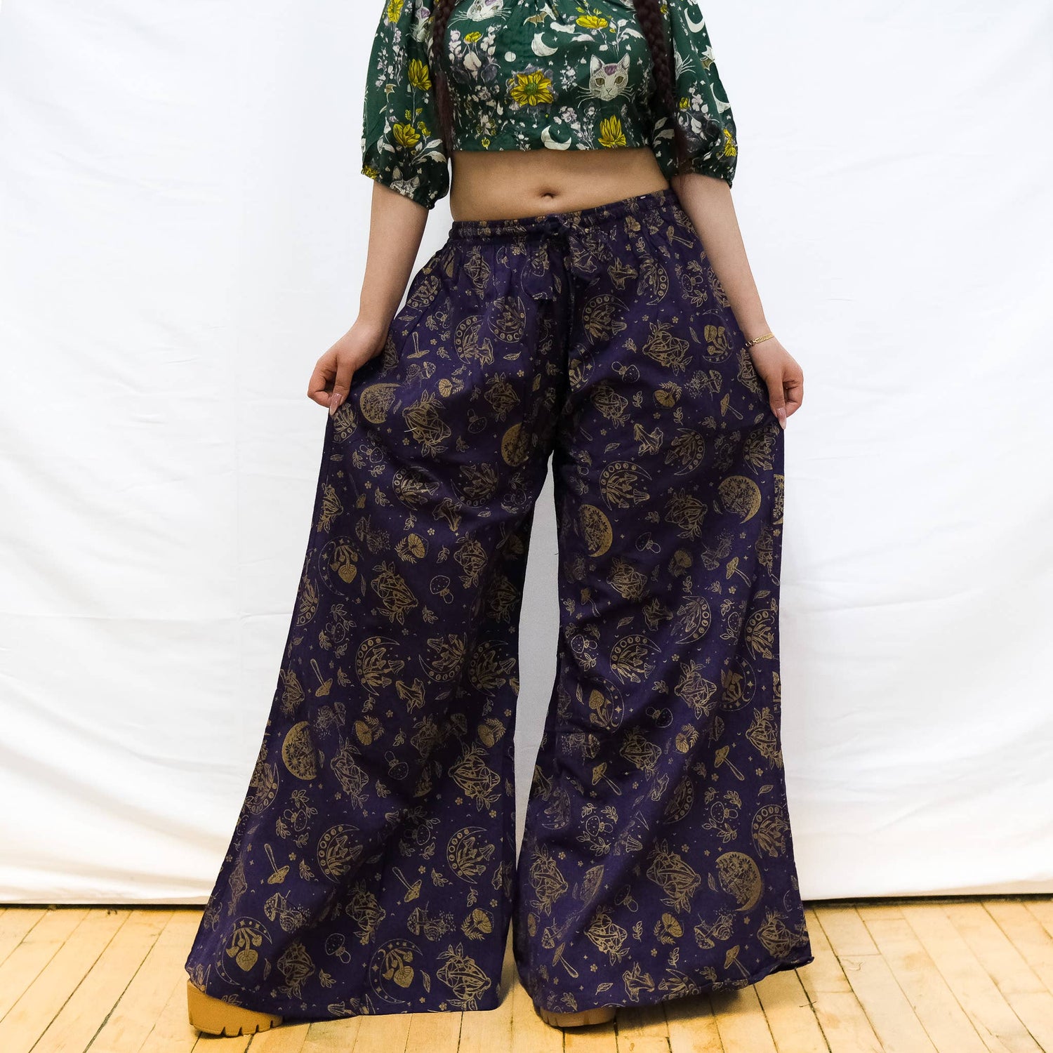 Flowy Mushroom/Celestial Wide Leg Cotton Pants