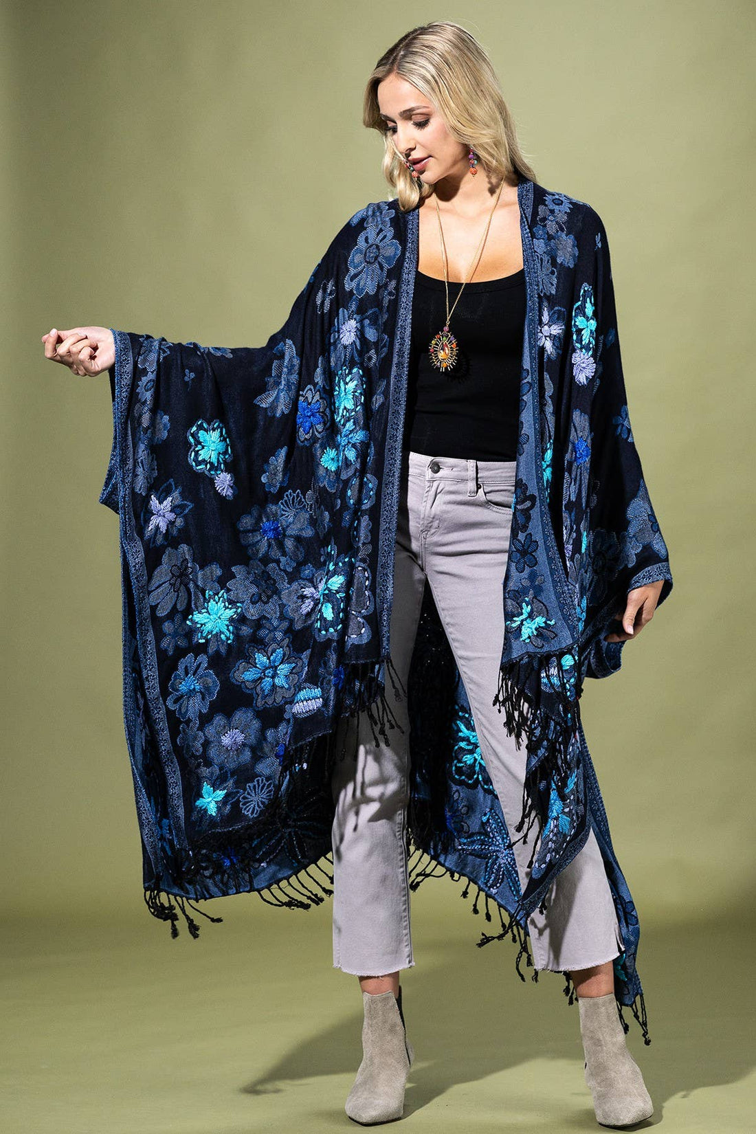Sapphire Ruana