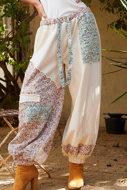 Floral print patchwork twill Jogger pants