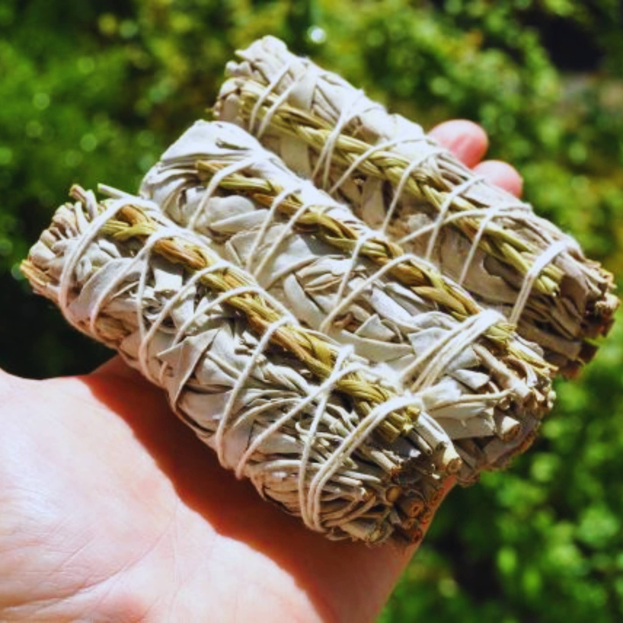 Sweet Grass &amp; White Sage 4" Smudge Sticks