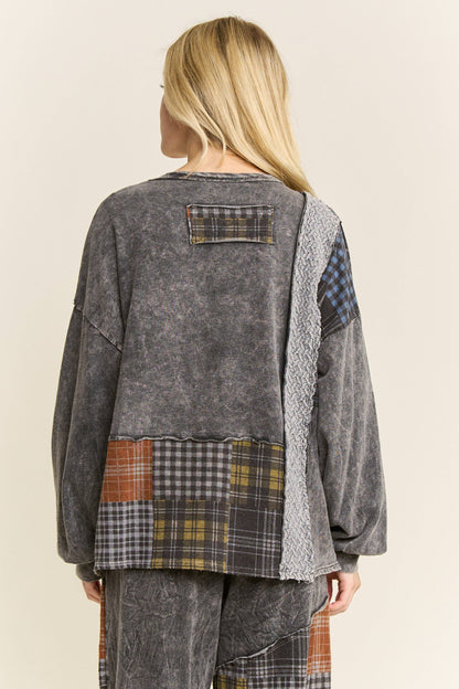 Mineral Washed Plaid Patched Doily Vneck Top