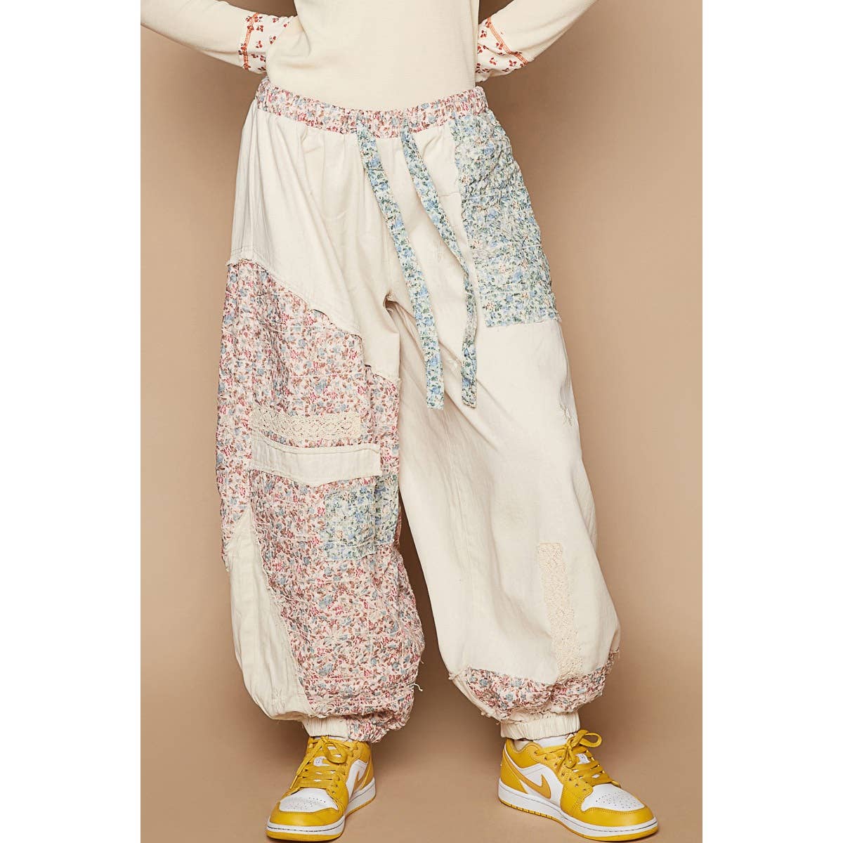 Floral print patchwork twill Jogger pants
