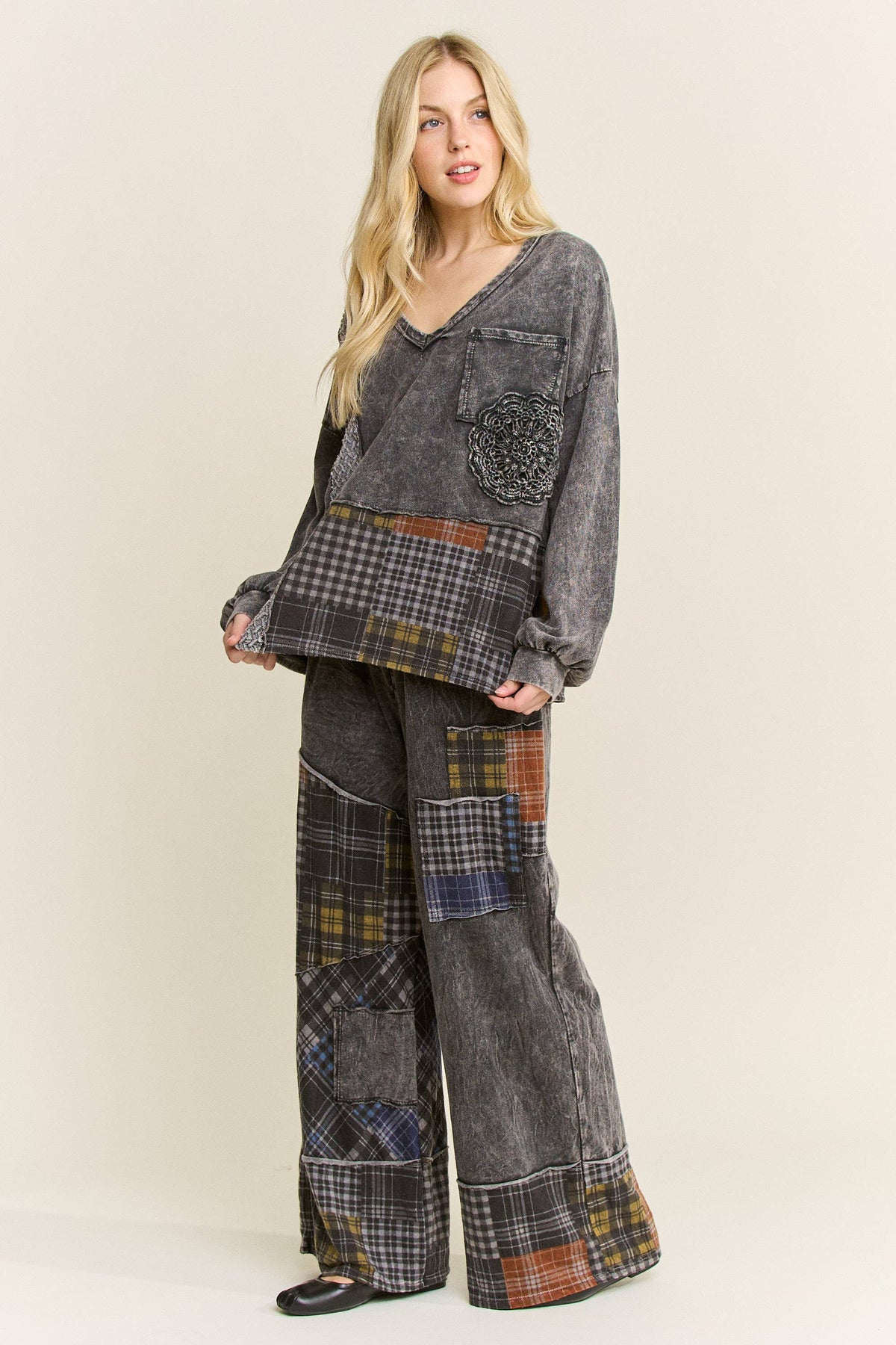 Mineral Washed Plaid Patched Doily Vneck Top