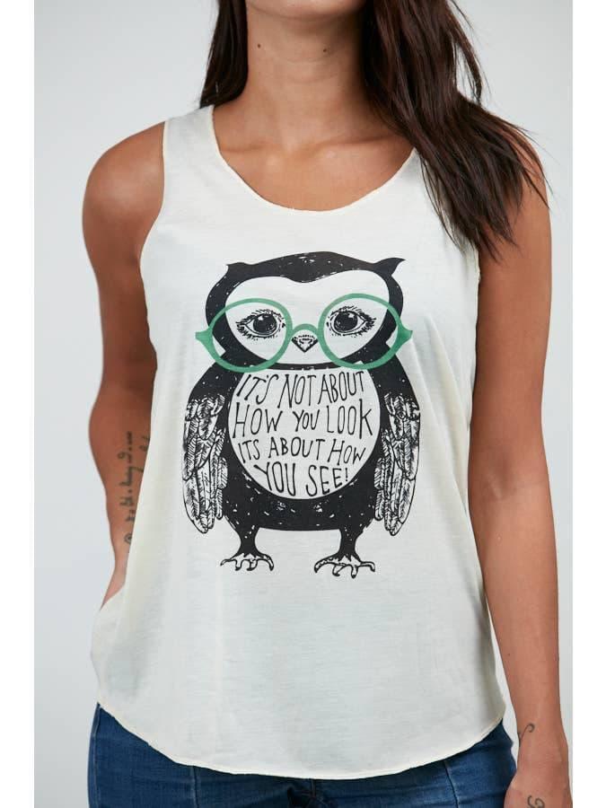 A wise owl with glasses graphic on a women&