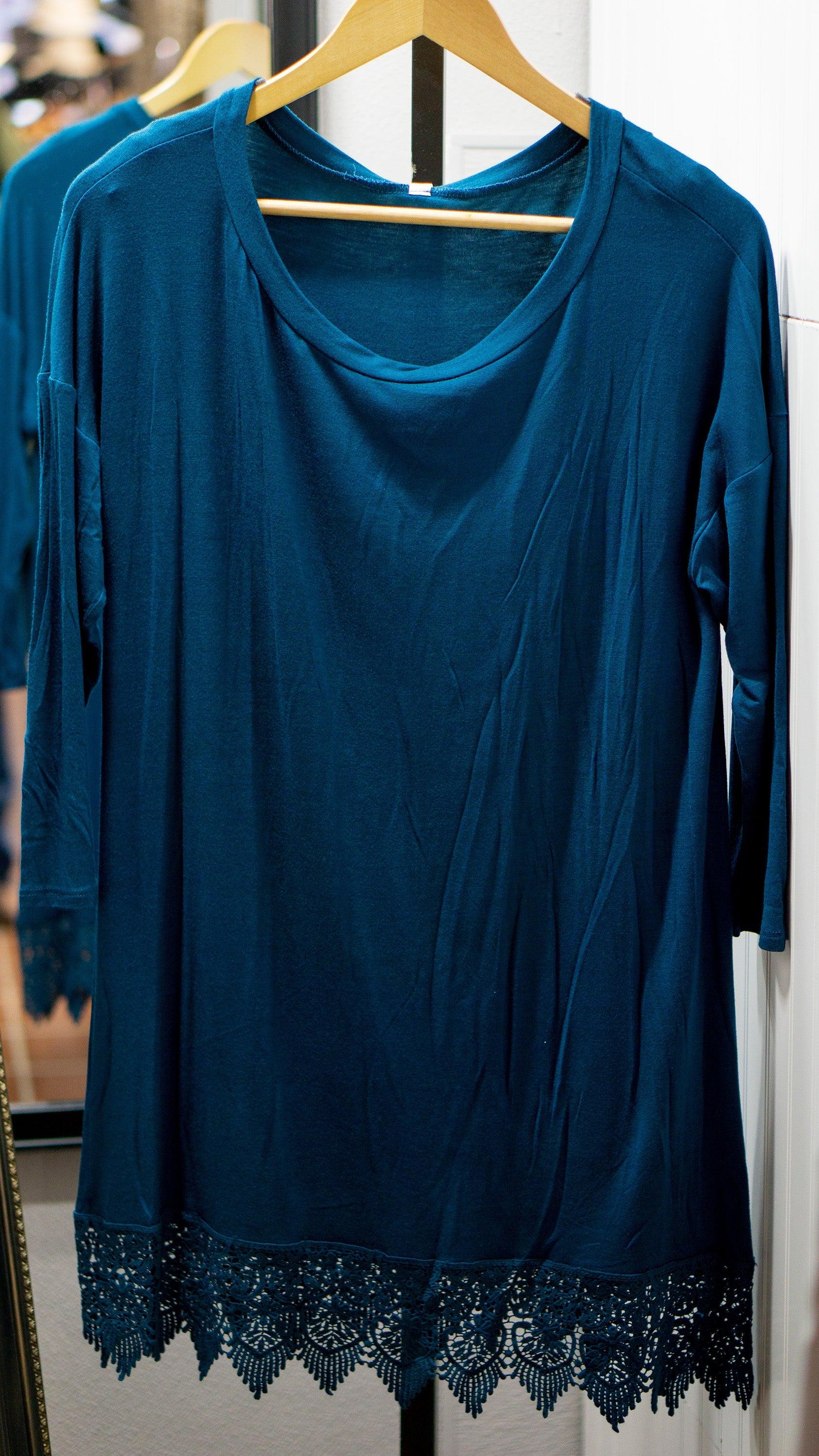 3/4 Sleeve Lace Trim Tunic.